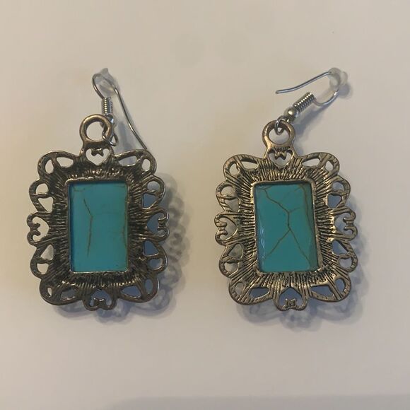 Turquoise Silver Hook Heart Earrings - Picture 3 of 3